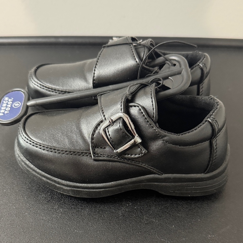 French Toast Black Boys School Shoes with Velcro Buckle Toddler Size 6 New NWT